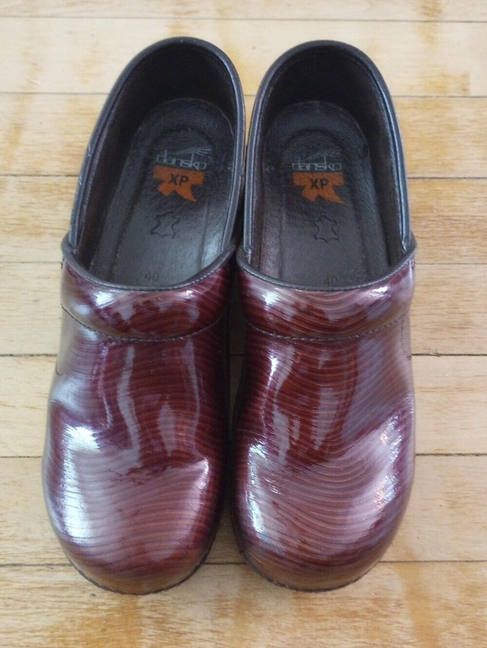 Dansko Leather Maroon Burgundy Swirl Slip-On Clogs Medical Work Shoes EU 40